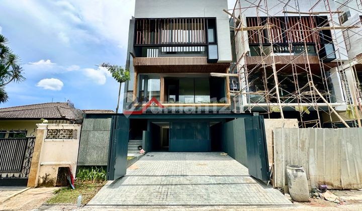 Rumah Baru Tropical Modern Private Pool Di Kemang Dalam