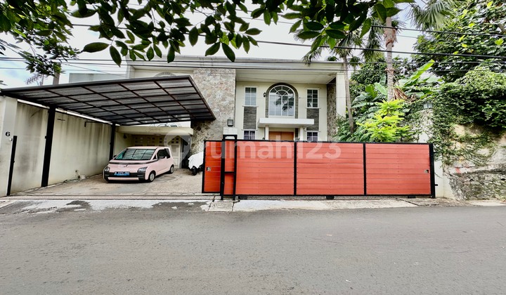 Rumah Modern Minimalis Di Pejaten Barat