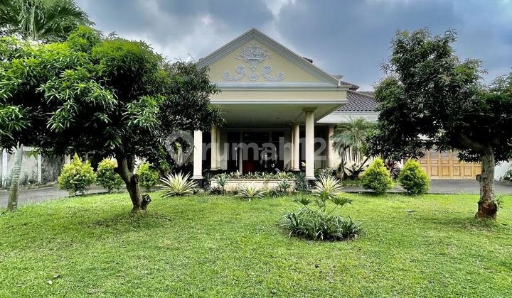 Rumah Megah Dengan Halaman Super Luas Di Area Villa Cinere Mas  2