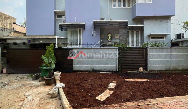 Rumah Minimalis Modern Hadap Timur Siap Huni di Ragunan Jakarta Selatan 1