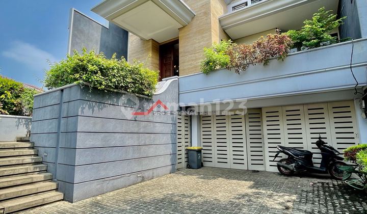 Turun Harga Rumah Minimalis Modern Kebayoran Baru Jakarta Selatan Turun Harga Rumah Minimalis Modern Kebayoran Baru Jakarta Selatan