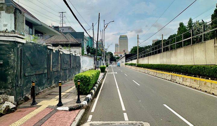  Tanah di Sisimangamangaraja, Kebayoran Baru SHM Jl Raya Utama 2