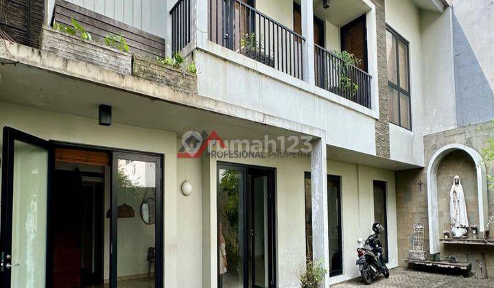  Rumah Minimalis Modern Semi Furnished di Jatipadang, Pejaten 1