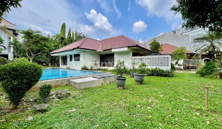 Rumah Halaman Luas Cilandak Belakang Citos 