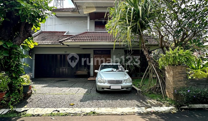 Rumah Klasik Dalam Komplek di Pejaten Barat Jakarta Selatan