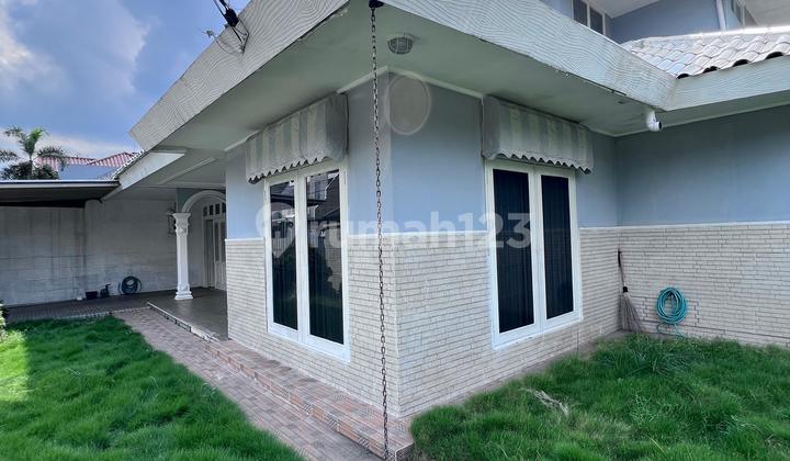 Rumah Bisa Jalan Kaki Ke Mrt Lebak Bulus Bergaya American Classic 