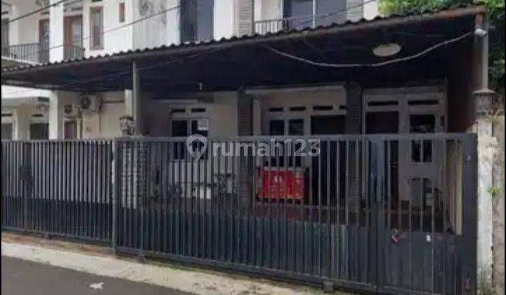 Rumah Sangat Terawat Siap Huni Di Dalam Komplek Di Cireundeu, Bebas Banjir, Lingkungan Sangat Strategis, Dekat Ke Mrt Lebak Bulus. 1