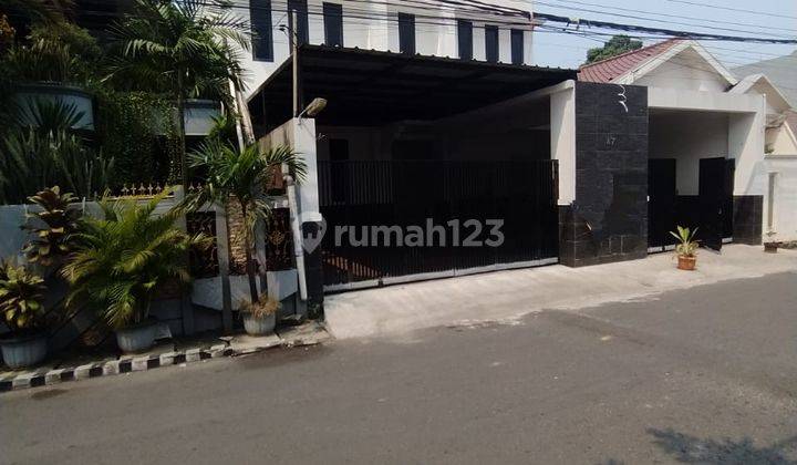 Rumah siap huni di di Permata Hijau, lingkungan sangat nyaman, bebas banjir, lokasi sangat strategis, dekat ke Kebayoran lama, dekat ke Senayan, ...(Rey) 2