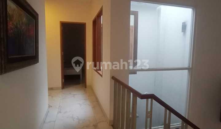 Rumah sangat terawat dan asri, full furnished, di dalam townhouse di Jagakarsa, bebas banjir, lokasi sangat strategis, dekat ke Transmart Cilandak, dekat ke TB Simatupang, dekat ke Lenteng Agung...(ha) 6
