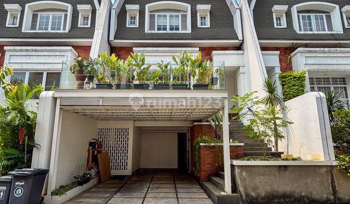 Rumah 3 Lantai, Semi Furnished Siap Huni Di Dalam Townhouse Di Veteran, Lingkungan Sangat Asri Dan Nyaman, Bebas Banjir, Lokasi Sangat Strategis, Dekat Ke Pondok Indah, Delat Ke Bintaro Plaza, Dekat Ke Pintu Toll Veteran, ...(dod) 1