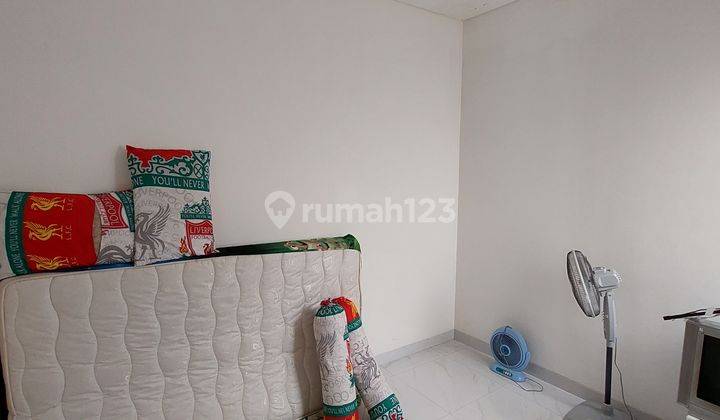 Rumah siap huni di lavon suvarna sutera 2 lantai  14