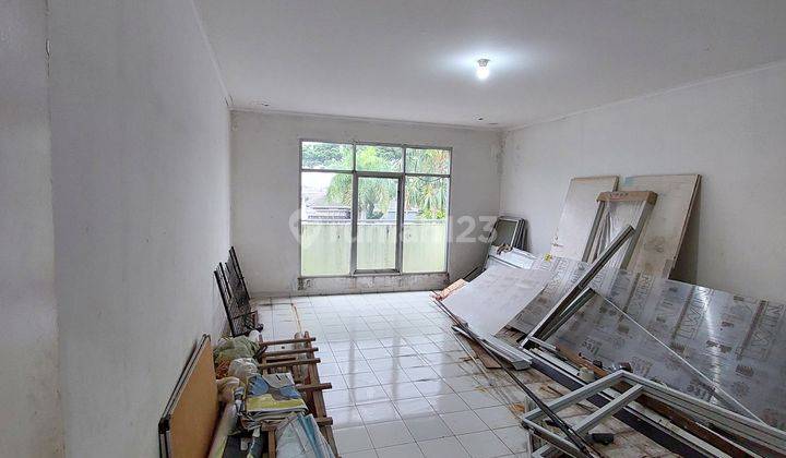Ruko siap pakai bagian lantai 3 di gading serpong. 6