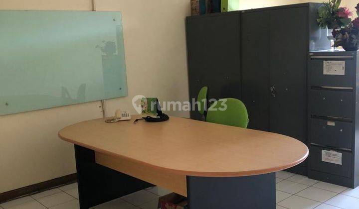 Ruko siap pakai di lantai 2 depan summarecon mall serpong 4