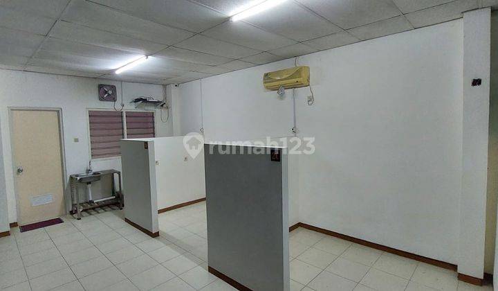 Ruko siap pakai di lantai 2 nya dekat summarecon serpong 7