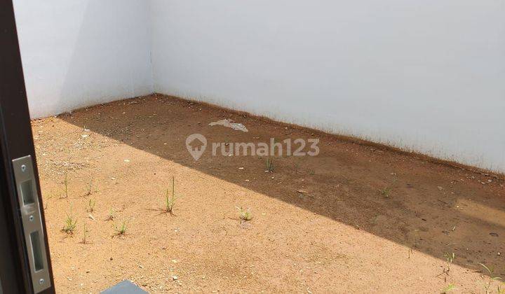 Rumah siap huni di paramount petal dekat toll 2