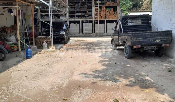 Rumah bisa untuk Usaha di Pinggir Jalan Tenjo