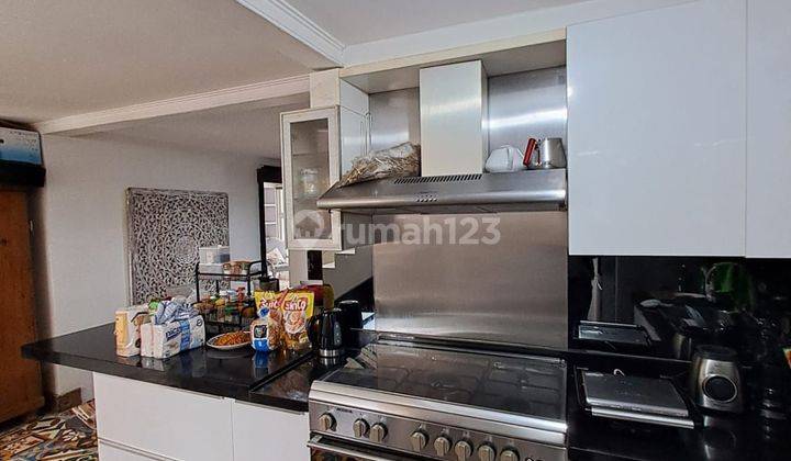 Rumah Furnished 3 Lantai di Pondok Labu Lokasi Strategis 5 Menit Ke Tol Simatupang Tol Jorr Jakarta Selatan 2