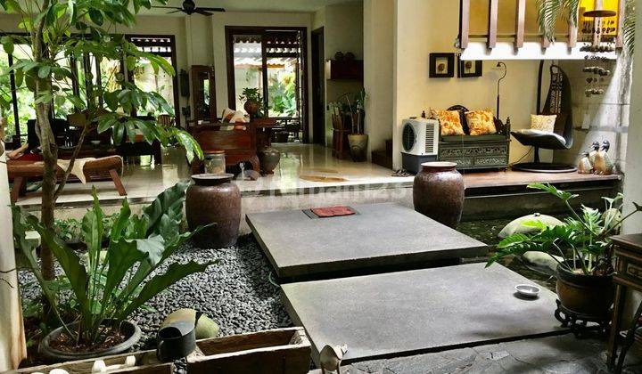 Jual Cepat Rumah Cantik Siap Huni Nuansa Asri Artistik di Permata Hijau Jakarta Selatan 1