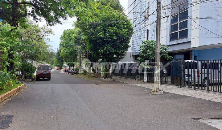 Rumah Lama Hadap 2 Muka Zona Campuran Area Komersil di Kemanggisan Jakarta Barat 2