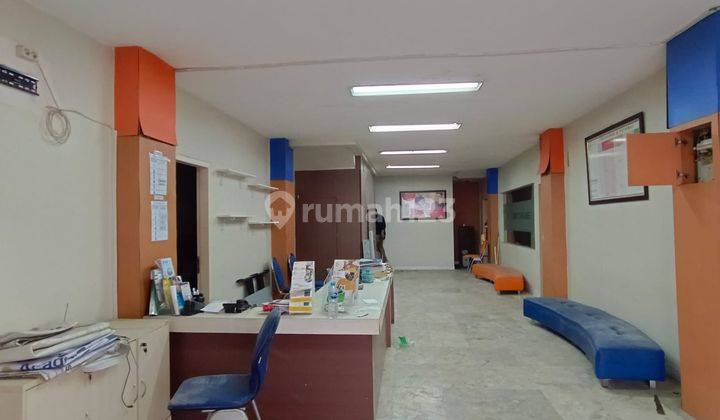 Mini Building 4 Lantai, Siap Pakai Lokasi Strategis di Kawasan Perkantoran Kebayoran Baru, Jakarta Selatan