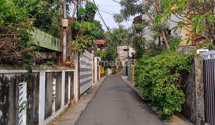 Rumah Lama Tanah Luas Lokasi Strategis Deket Taman Yado Radio Dalam Jakarta Selatan 2