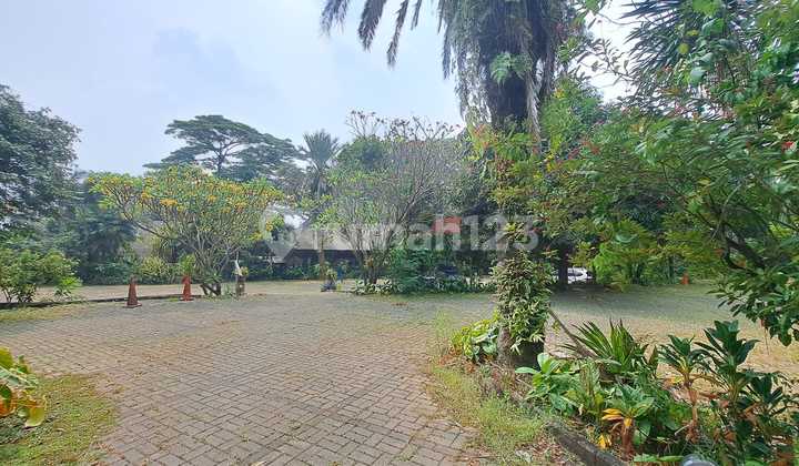 Di Jual Tanah 5.555M2 Bonus Bangunan Harga Murah Jauh di Bawah Harga NJOP Cocok untuk Hunian Pribadi atau Cluster dan Usaha Gedung Pertemuan di Jeruk Purut Cilandak Jakarta Selatan