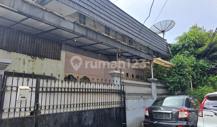 House for Sale (Land Only), Hook Position, Suitable for Residential, Business, or Office Use, Strategic Location in Tomang, West Jakarta. 2