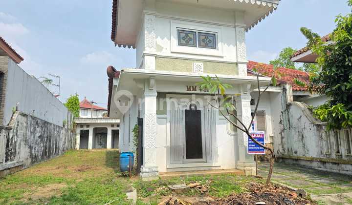 Modern Home with Spacious Yard in a Cluster, Ideal for Living, Strategic Access to Jatikarya Toll Gate, Located in Cibubur-Bogor. 2