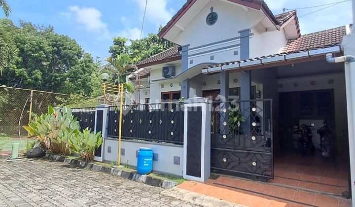 Dijual Rumah Asri dan Sejuk Siap Huni Dalam Kompleks yang Tenang di Godean Sleman, Yogyakarta Dijual Rumah Asri dan Sejuk Siap Huni Dalam Kompleks yang Tenang di Godean Sleman, Yogyakarta