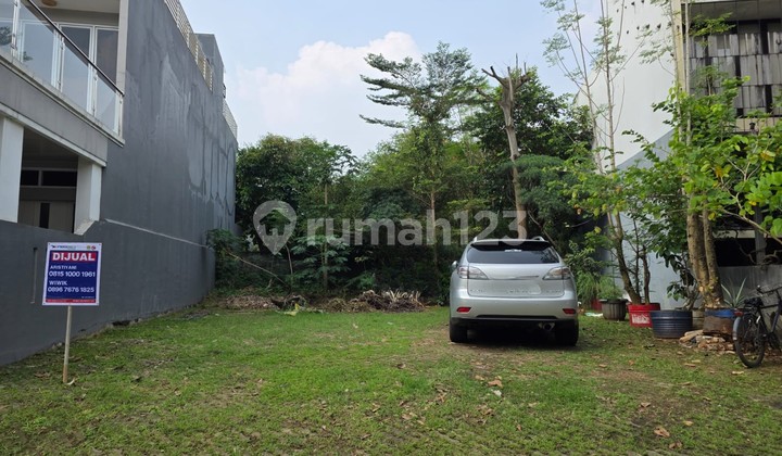 Land within the cluster is suitable for building residences according to needs, spacious yard, wide road row, 24-hour security, strategic location in Cibubur-Bogor. Land within the cluster is suitable for building residences according to needs, spacious yard, wide road row, 24-hour security, strategic location in Cibubur-Bogor.