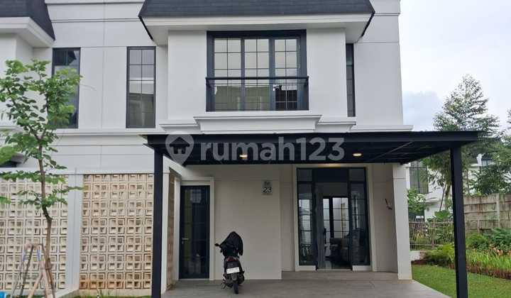 Modern House Ready to Live Hook Position Sturdy Building Brand New Location in Citra Garden Bintaro, South Tangerang