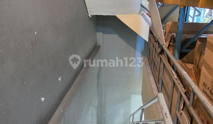 Ruko Siap Huni 3 Lantai Serpong Pinggir Jalan Raya