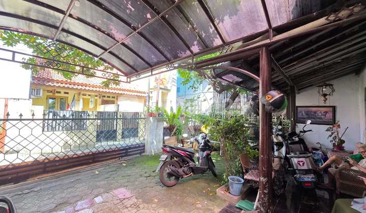 Turun Harga Dijual Cepat Rumah Lama Luas 203 Lokasi Strategis di Pejaten Barat, Jakarta Selatan