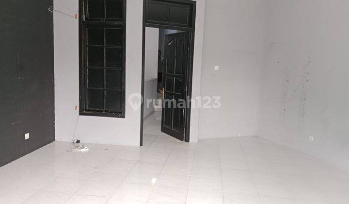 Disewa, Rumah Pinggir Jalan Raya Cocok Untuk Kantor, Showroom, Caffe N Resto, Salon, Lainnya di Cipete, Jakarta Selatan 2