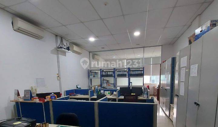 Ruko 4,5 Lantai + Basement Siap Huni di Area Komersil Cocok Untuk Kantor, Ruang Usaha, Dan Lainnya di Fatmawati, Jakarta Selatan 2