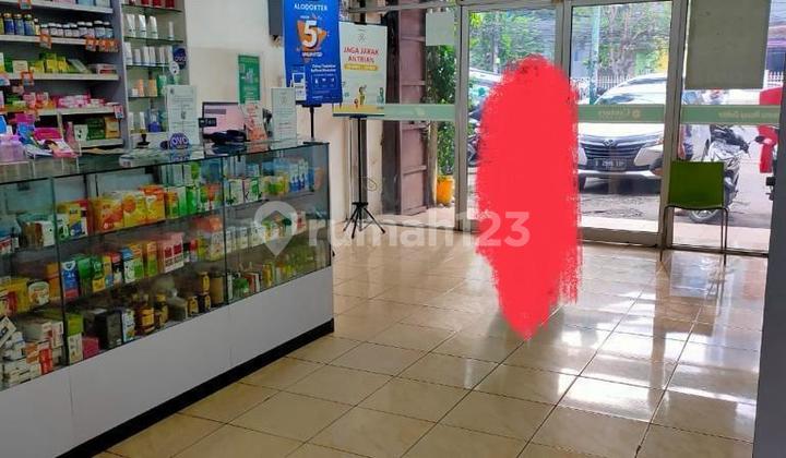 Quick Sale 3-Story Shophouse in Warung Buncit Raya 1