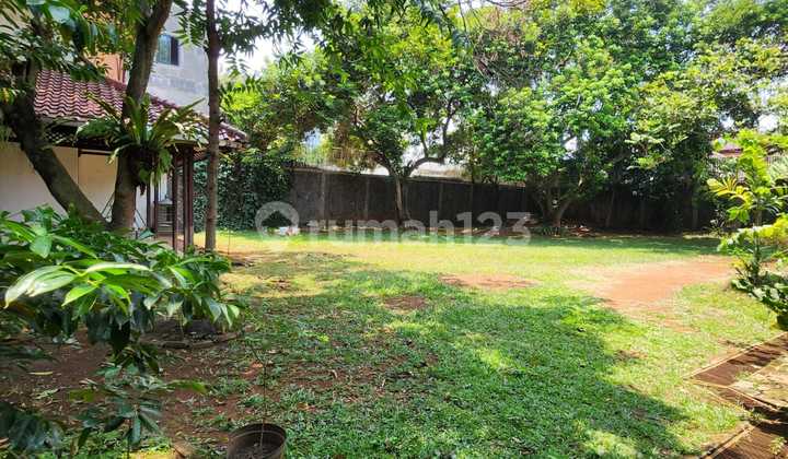 Spacious House With Swimming Pool In Lebak Bulus, South Jakarta 2