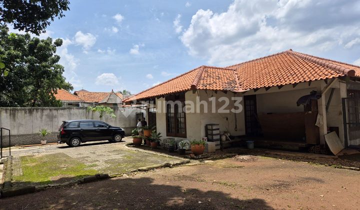 Rumah 1 Lantai Parkiran Luas di Pejaten Pasar Minggu Rumah 1 Lantai Parkiran Luas di Pejaten Pasar Minggu