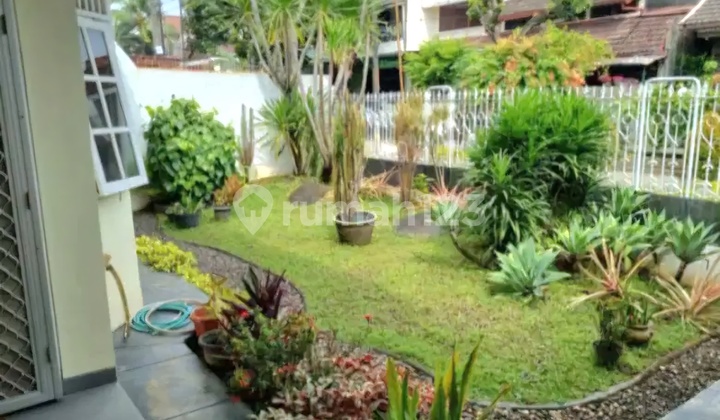 Old House in Bintaro Complex, Sector 1, South Jakarta 2