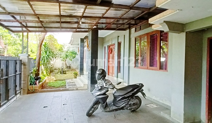 Rumah Bagus Sebrang PGC Cililitan  2