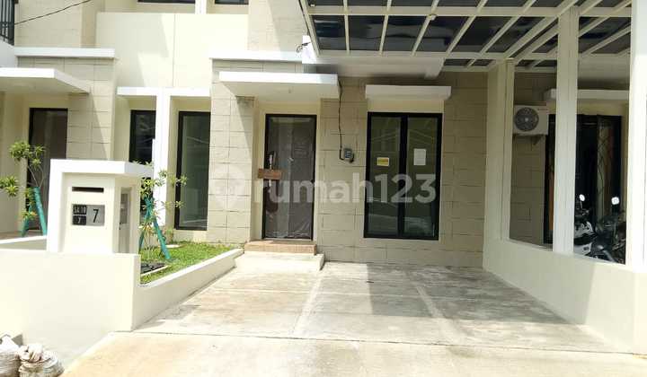 Two-Story House Green Ara Residence Harapan Indah Bekasi Two-Story House Green Ara Residence Harapan Indah Bekasi