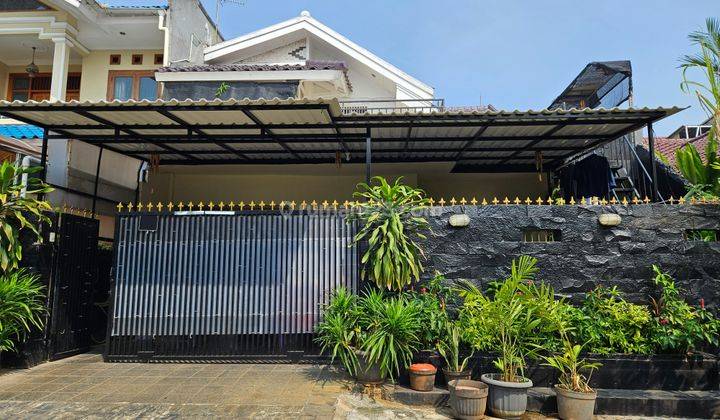 Rumah 1½ Lantai di Perumahan Puri Cinere Depok 1