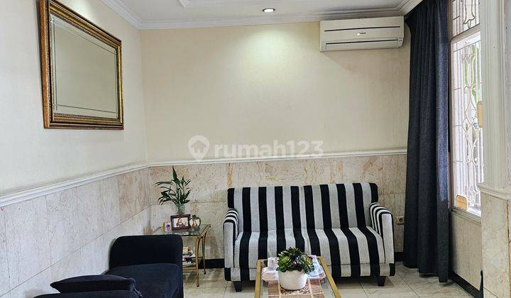 Rumah 1½ Lantai di Perumahan Puri Cinere Depok 2