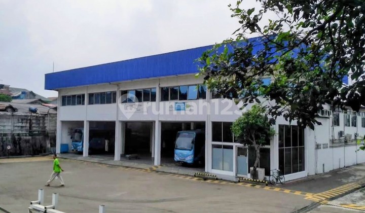 Warehouse And Industry On Jalan Raya Citeureup Gunung Putri Bogor Warehouse And Industry On Jalan Raya Citeureup Gunung Putri Bogor