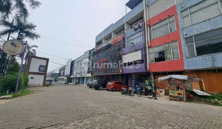 Rukon Gandeng 4 Lantai Parkiran Luas Di Cibubur  2