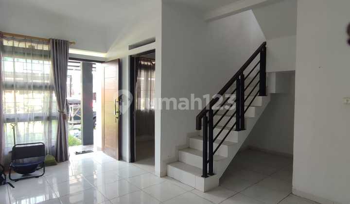 Dijual Rumah Hook 2 Lantai Di Cibeureum Bandung 2