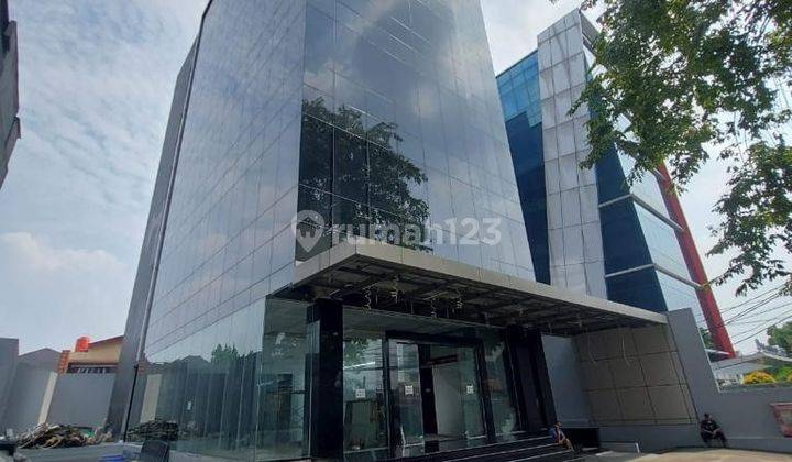 Gedung di jakarta selatan 6 lantai new. (9587) 1