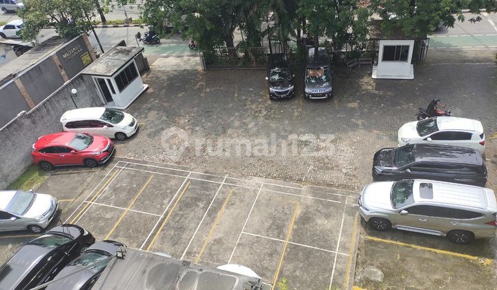 Gedung 4 lantai Jakarta Selatan (9525) 2