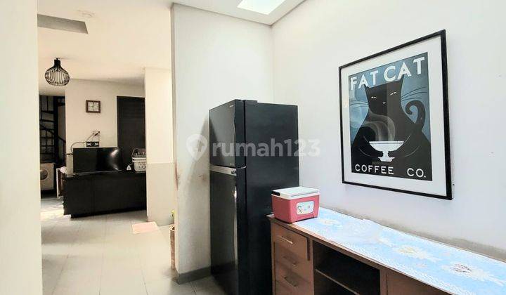 Rumah mewah di Puri Bintaro master bed Room di lantai 1 (11578) 1