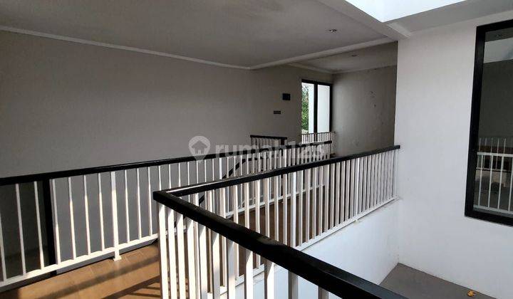 Rumah paling hot deal 6 M nego di Kebayoran Residence Bintaro (10904) 2